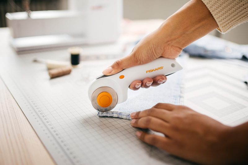 Fiskars Trigger Rotary Cutter Ø45mm - Image 2