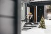Fiskars Solid Snow Showel - Image 2