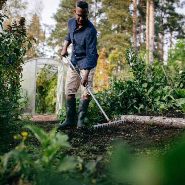 Ergonomic™ Soil rake - Image 2